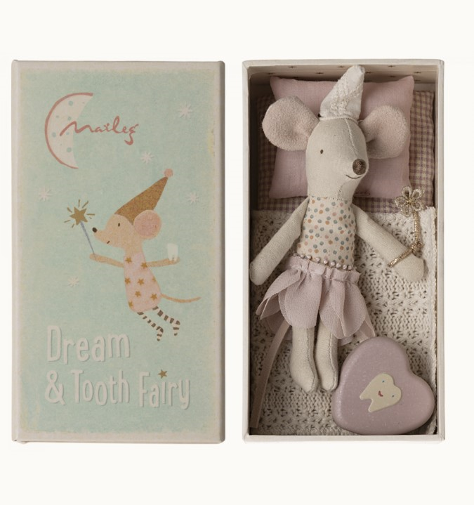 Souris fée des dents, Petite soeur dans sa boîte
