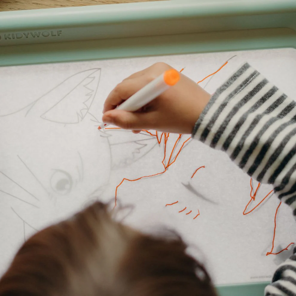KIDYDRAW-PRO tablette lumineuse nomade