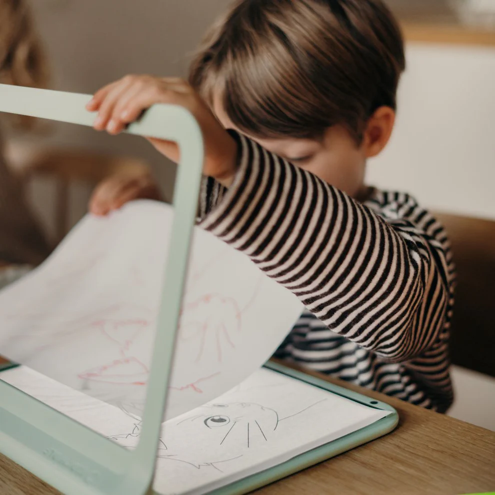 KIDYDRAW-PRO tablette lumineuse nomade