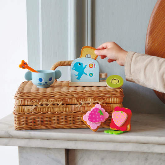 Petit déjeuner du chaton