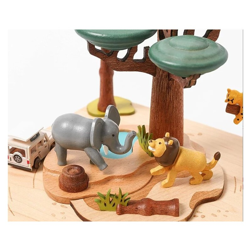 Music Box N°45 - Safari