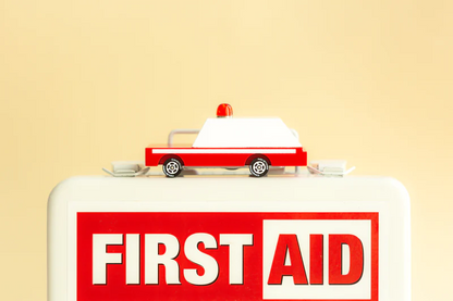 Candycar World: AMBULANCE CAR