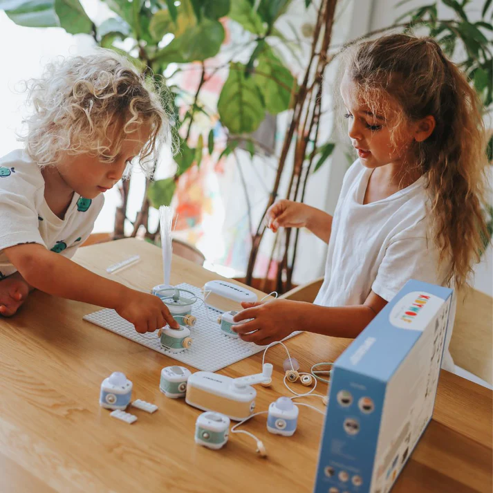 KIDYELEC-STARTER Mon premier kit d'electricité 11 pièces