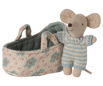 Bébé souris dans son couffin - Bleu