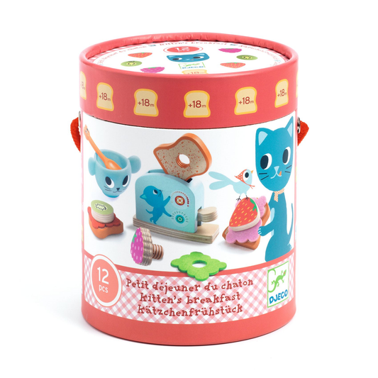 Petit déjeuner du chaton