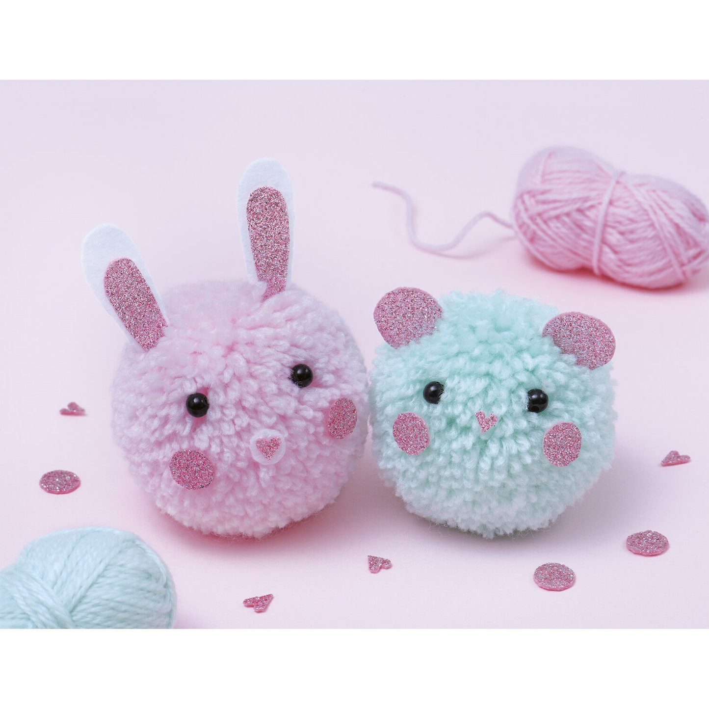 2 PETITS ANIMAUX POMPONS A CREER